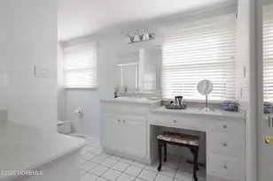 124 Princess Anne Dr, Freehold, NJ 07728 - Photo 37