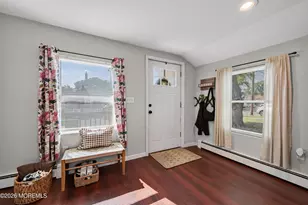 758 Monmouth Pkwy, North Middletown, NJ 07748 - Photo 5
