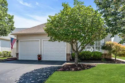 41 Rochford Drive, Manchester Township, NJ 08759 - Photo 3