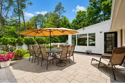34 W Lincoln Circle, Red Bank, NJ 07701 - Photo 47