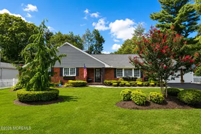 34 W Lincoln Circle, Red Bank, NJ 07701 - Photo 1