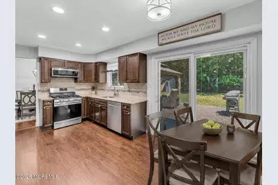 8 Honeysuckle Way, Howell Township, NJ 07731 - Photo 17