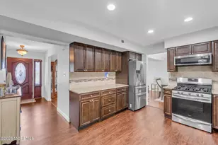 8 Honeysuckle Way, Howell Township, NJ 07731 - Photo 13