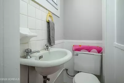 22 Brevent Avenue, Leonardo, NJ 07737 - Photo 13