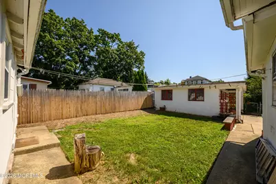 22 Brevent Avenue, Leonardo, NJ 07737 - Photo 25