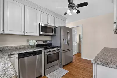 27 W First Street, Keyport, NJ 07735 - Photo 11