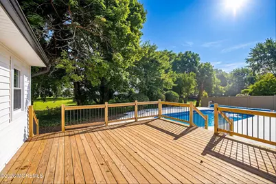 17 Mohawk Drive, Matawan, NJ 07747 - Photo 29