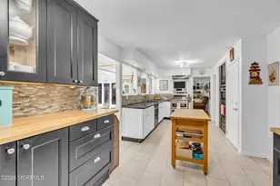 16 Millpond Ln, Colts Neck Township, NJ 07722 - Photo 13
