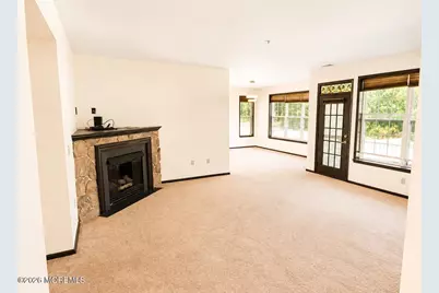 526 Saint Andrews Place, Manalapan Township, NJ 07726 - Photo 3