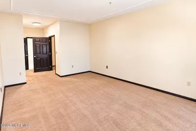 526 Saint Andrews Place, Manalapan Township, NJ 07726 - Photo 9
