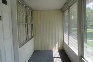 363B Chesterfield Ct, Lakewood, NJ 08701 - Photo 5