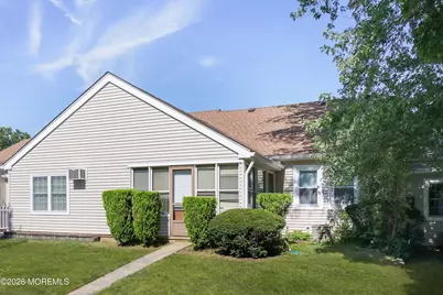 136 Rigi Strasse #C, Freehold, NJ 07728 - Photo 17