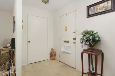 136 Rigi Strasse #C, Freehold, NJ 07728 - Photo 7
