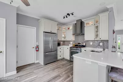 10 Biesiada Court, Sayreville, NJ 08859 - Photo 15