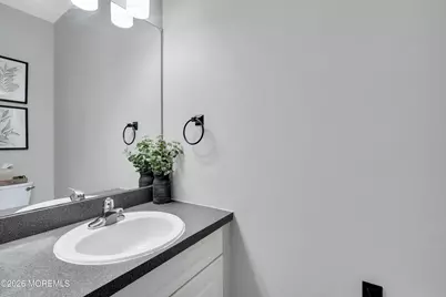 18 Frost Lane, East Windsor Township, NJ 08520 - Photo 5