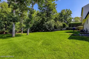 47 Tarrytown Rd, Manalapan Township, NJ 07726 - Photo 11