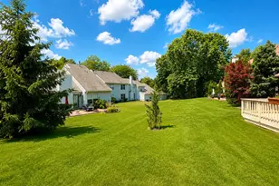 10 Madison Ct, Manalapan Township, NJ 07726 - Photo 29