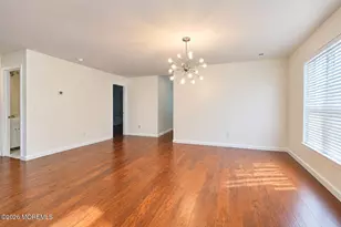 10 Madison Ct, Manalapan Township, NJ 07726 - Photo 5