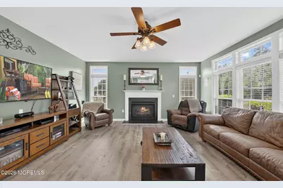 15 Nicole Court, Freehold, NJ 07728 - Photo 9