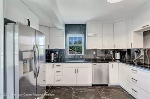 110 Monmouth Dr, Deal, NJ 07723 - Photo 11