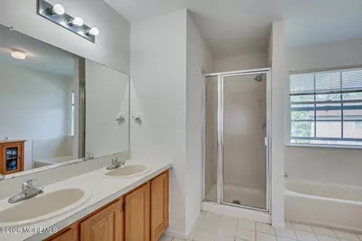 26 Brittany Way, Kendall Park, NJ 08824 - Photo 27