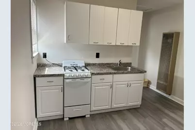 406 Highway 35 #Apt 3, Red Bank, NJ 07701 - Photo 3
