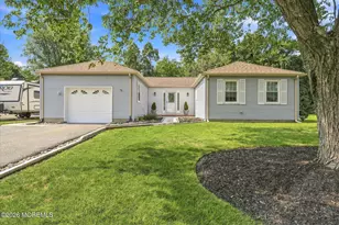 113 Driftwood Ln, Lanoka Harbor, NJ 08734 - Photo 1