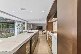 14 Kathy St, Kendall Park, NJ 08824 - Photo 19