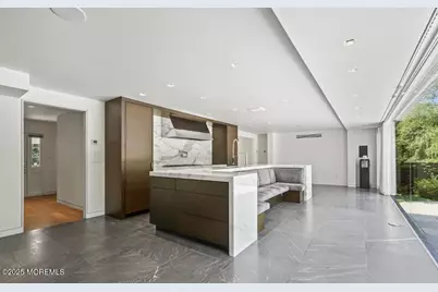 14 Kathy Street, Kendall Park, NJ 08824 - Photo 17