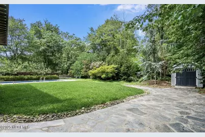 14 Kathy Street, Kendall Park, NJ 08824 - Photo 41