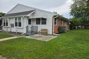 4 B Ironsides Dr, Whiting, NJ 08759 - Photo 1