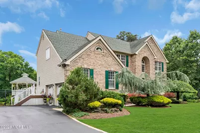 61 Erin Drive, Jackson, NJ 08527 - Photo 3