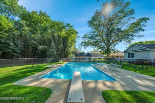 50 Rutledge Dr, Red Bank, NJ 07701 - Photo 29