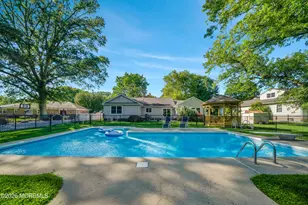 50 Rutledge Dr, Red Bank, NJ 07701 - Photo 31