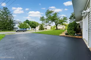 209 Hearth Ct W, Lakewood, NJ 08701 - Photo 21