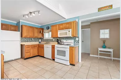 35 Mirror Lake Drive, Little Egg Harbor, NJ 08087 - Photo 9