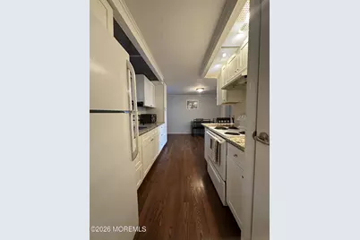 604 Jerome Place, Freehold, NJ 07728 - Photo 11