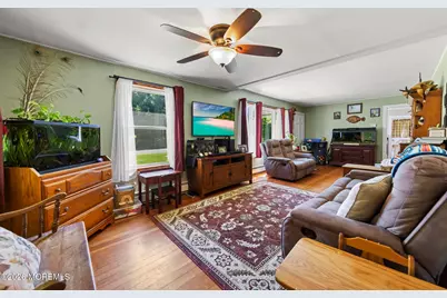 16 S Maple Avenue, Tuckerton, NJ 08087 - Photo 31