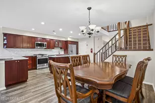 18 Lexington Cir, Matawan, NJ 07747 - Photo 11