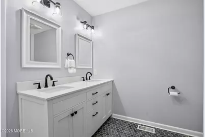18 Lexington Circle, Matawan, NJ 07747 - Photo 23