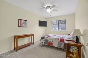 18 Lexington Cir, Matawan, NJ 07747 - Photo 25