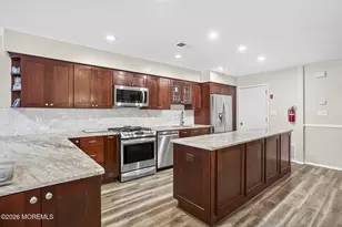 18 Lexington Cir, Matawan, NJ 07747 - Photo 7
