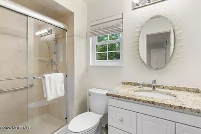 86 Almond Road, Freehold, NJ 07728 - Photo 15