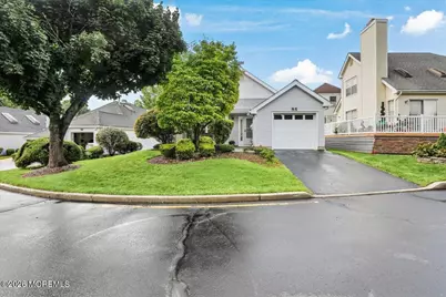 86 Almond Road, Freehold, NJ 07728 - Photo 35