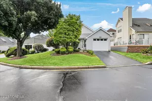 86 Almond Rd, Freehold, NJ 07728 - Photo 35