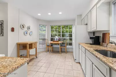 86 Almond Road, Freehold, NJ 07728 - Photo 5