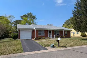 29 Moccasin Dr, Whiting, NJ 08759 - Photo 3