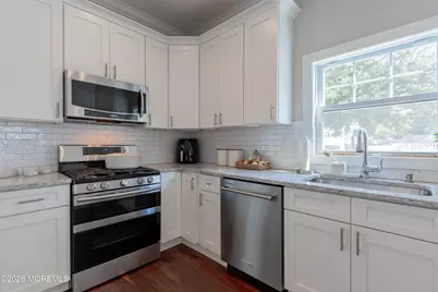 208 Hudson Avenue, North Middletown, NJ 07748 - Photo 11