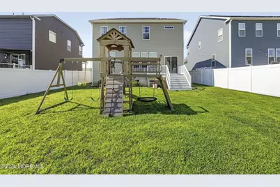 30 Holloway Avenue, Manahawkin, NJ 08050 - Photo 7