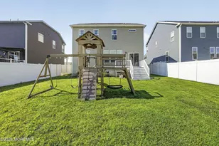 30 Holloway Ave, Manahawkin, NJ 08050 - Photo 7